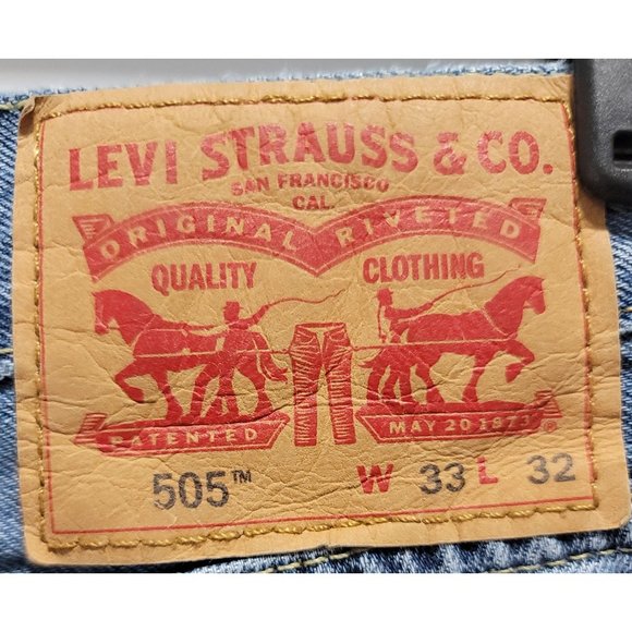 Levi's 505, 33W x 32L Men's Pre-Owned Jeans in Very Good Condition - Picture 7 of 13